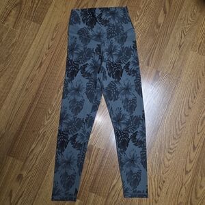 Aerie Chill Play Move Palm Leaf Print Leggings